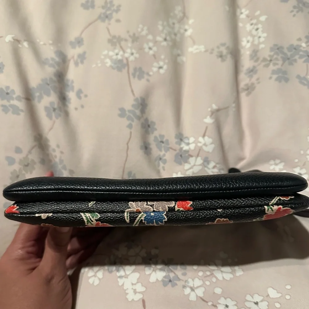 Coach Wallet - Picture 3 of 10